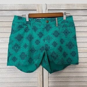 Sherpa Adventure Gear Shorts Women’s Size 8